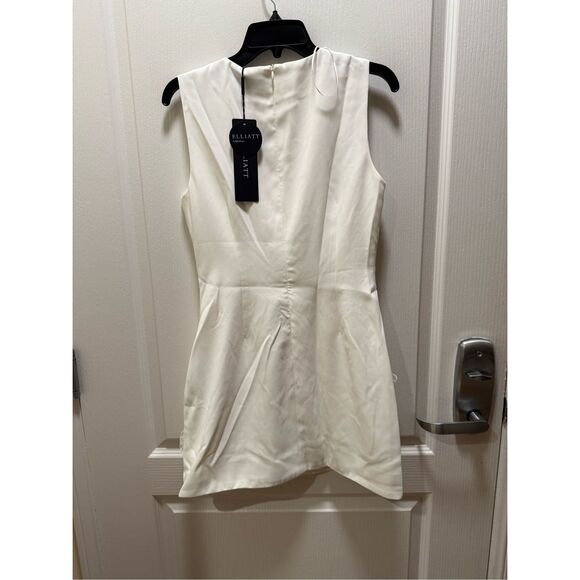 Elliatt Lilydale Shift Mini Dress White Bridal Shower Wedding Dress size S  NWT - Picture 7 of 8